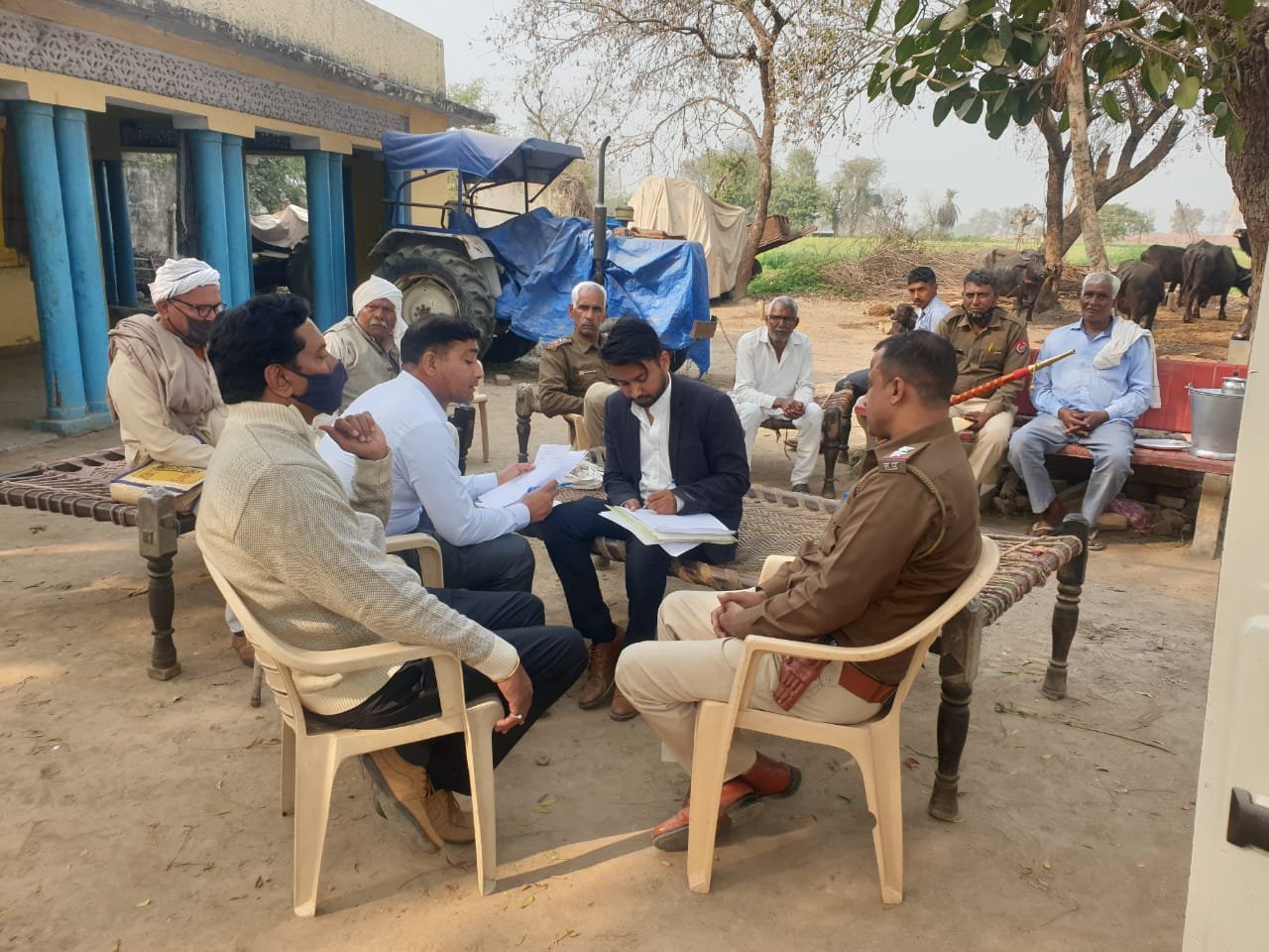फरीदाबाद/पलवल : पलवल के चांदहट थाने में डिपो धारक सुरेंद्र के खिलाफ ...